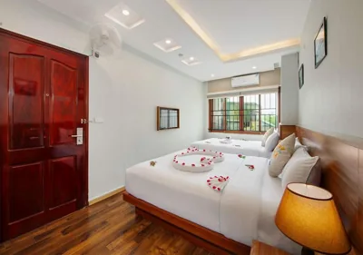 带窗户的家庭房 — Hanoi Old Quarter Hotel & Travel